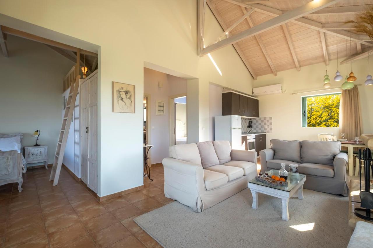 Chamaloni Cottages Finikounta Exterior foto